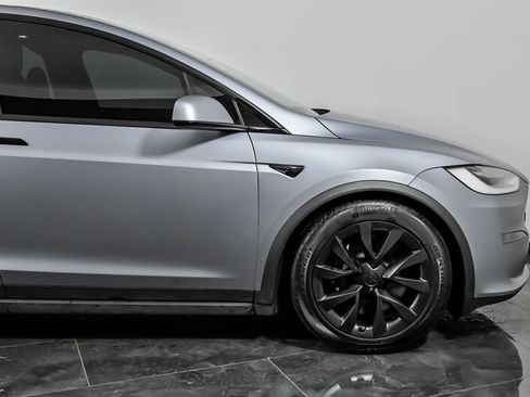 Used 2023 Tesla Model X image 12