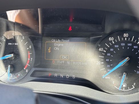 Used 2016 Ford Fusion SE FWD image 27