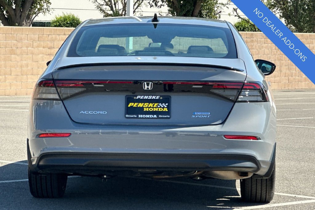 Used 2025 Honda Accord Sport image 5