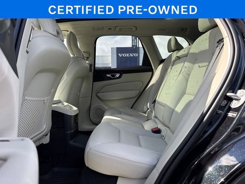 Certified 2025 Volvo XC60 T8 Plus w/ Protection Package Premier AWD/4WD image 5