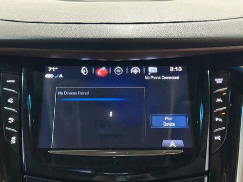 Used 2019 Cadillac Escalade ESV Luxury AWD/4WD image 6