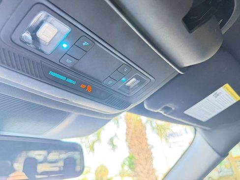 Used 2020 Ford Explorer Limited RWD image 37