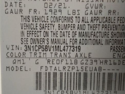 Used 2021 Nissan Kicks S image 33