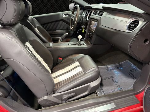 Used 2013 Ford Mustang Shelby GT500 w/ Electronics Pkg image 16