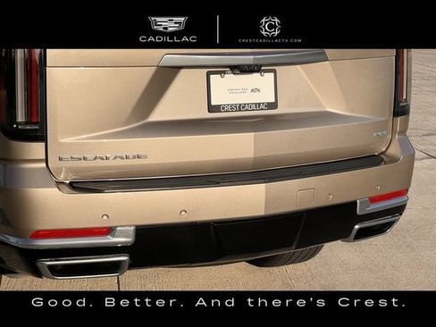 Certified 2025 Cadillac Escalade Premium Luxury Platinum w/ LPO, Floor Liner Package AWD/4WD image 9