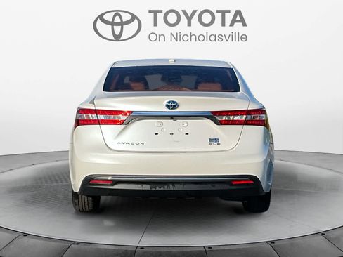 Used 2015 Toyota Avalon XLE Premium FWD image 5