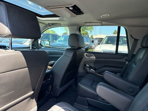 Used 2018 GMC Yukon Denali w/ Denali Ultimate Package AWD/4WD image 14