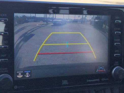 Used 2020 Toyota RAV4 Limited image 19