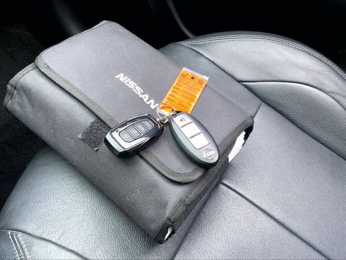 Used 2014 Nissan Juke SV w/ Premium Appearance Package image 14