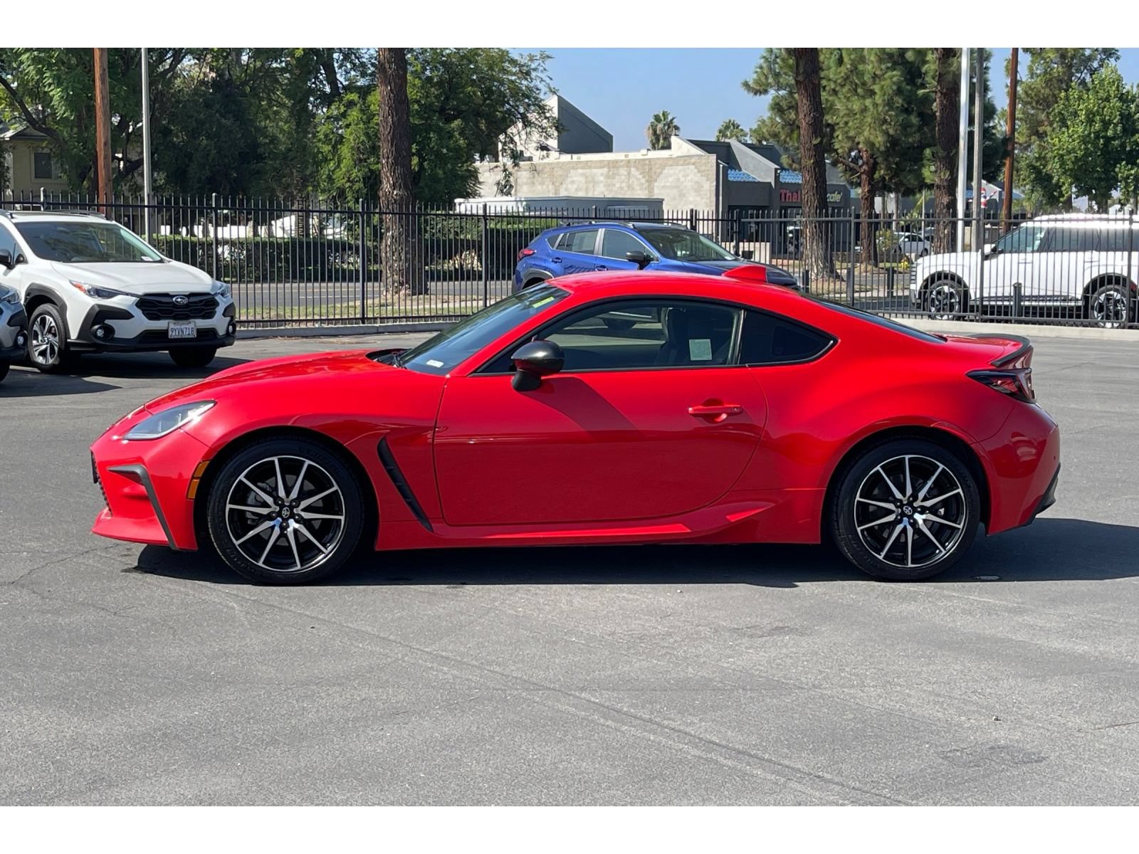 Used 2022 Toyota GR86 w/ ALL Weather Mat Package (TMS) RWD image 3