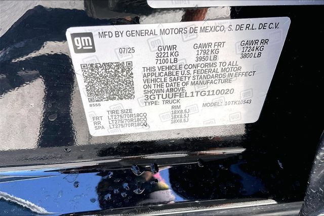 Used 2026 GMC Sierra 1500 AT4X AWD/4WD image 32