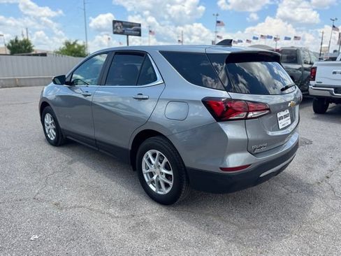 Used 2024 Chevrolet Equinox LT AWD/4WD image 4