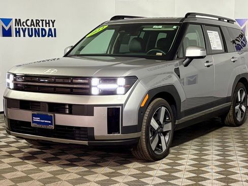 Used 2024 Hyundai Santa Fe Limited image 2