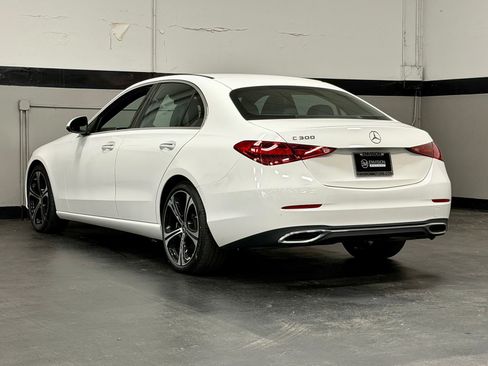 Used 2023 Mercedes-Benz C 300 Sedan image 10