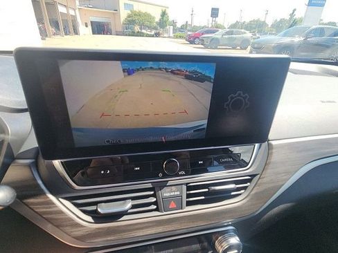 New 2025 Nissan Altima 2.5 SV w/ SV Special Edition Package image 39