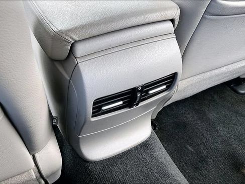 Used 2012 Honda Accord EX-L image 10