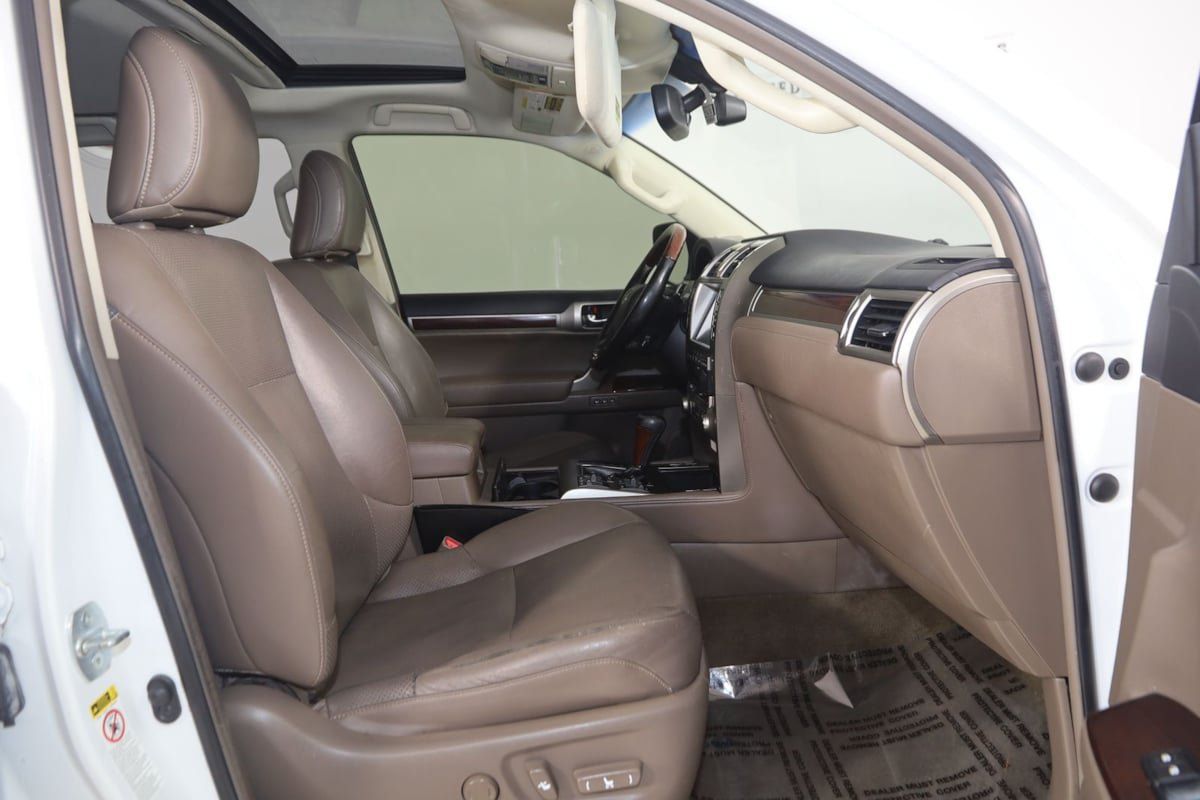 Used 2015 Lexus GX 460 Luxury AWD/4WD image 13