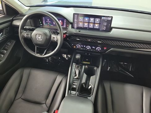 Used 2025 Honda Accord EX-L image 15