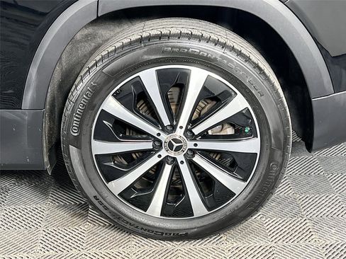 Certified 2023 Mercedes-Benz GLB 250 4MATIC image 32