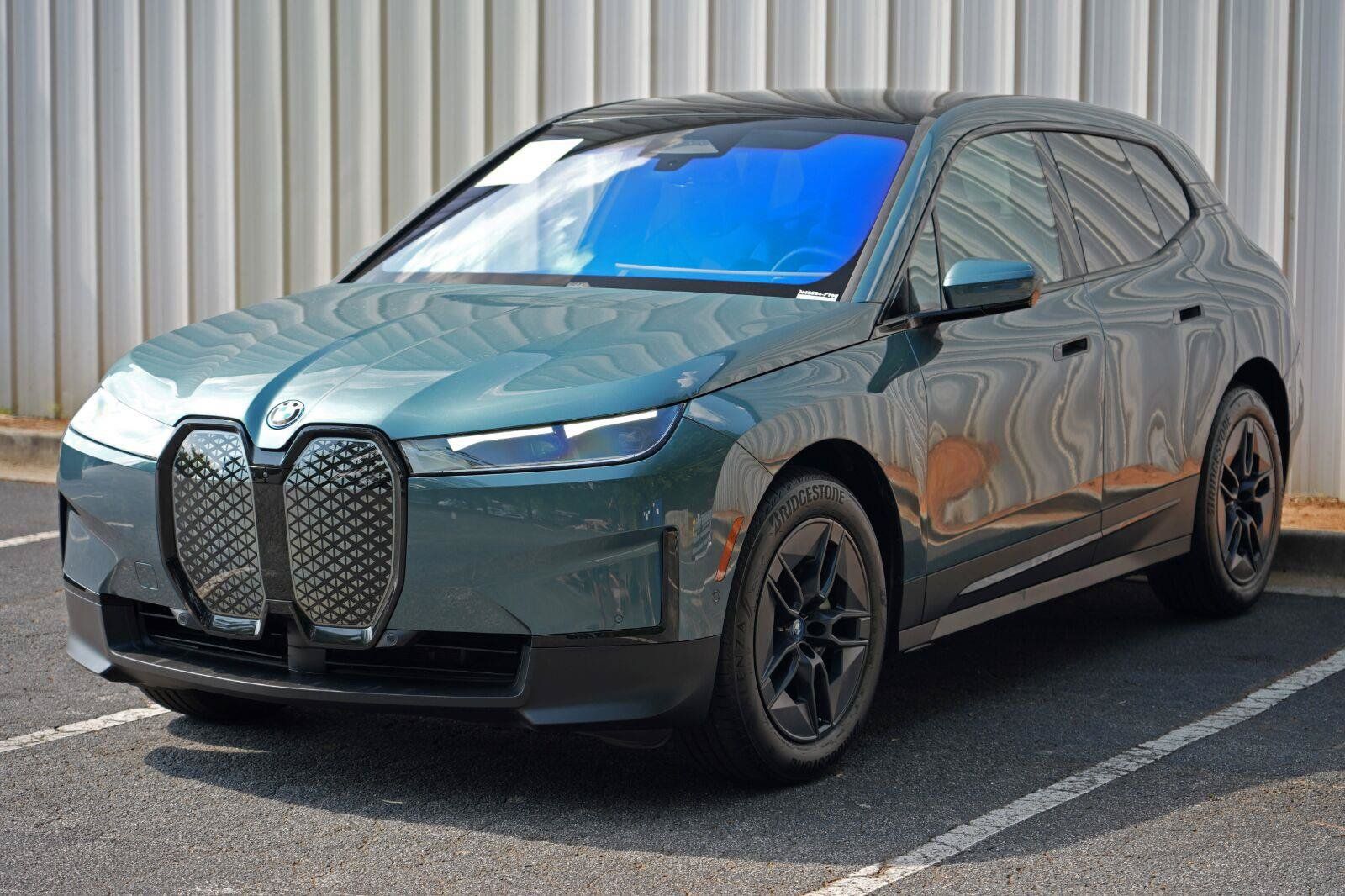 Used 2024 BMW iX xDrive50 w/ Convenience Package AWD/4WD image 51