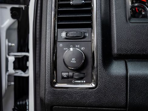 Used 2016 RAM 1500 Sport image 18