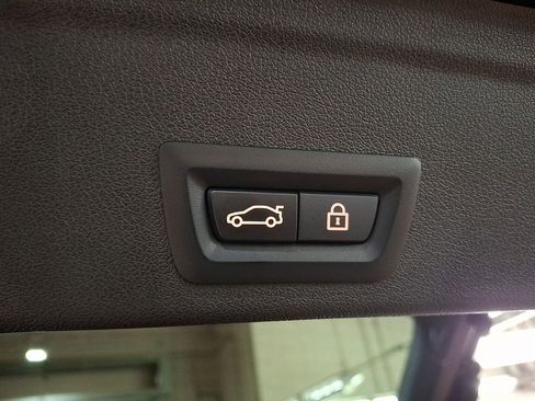 Certified 2023 BMW X6 xDrive40i w/ Premium Package image 28