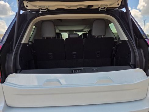 New 2027 Ford Expedition Active RWD image 14