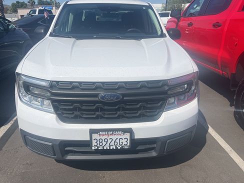 Used 2022 Ford Maverick XL image 3