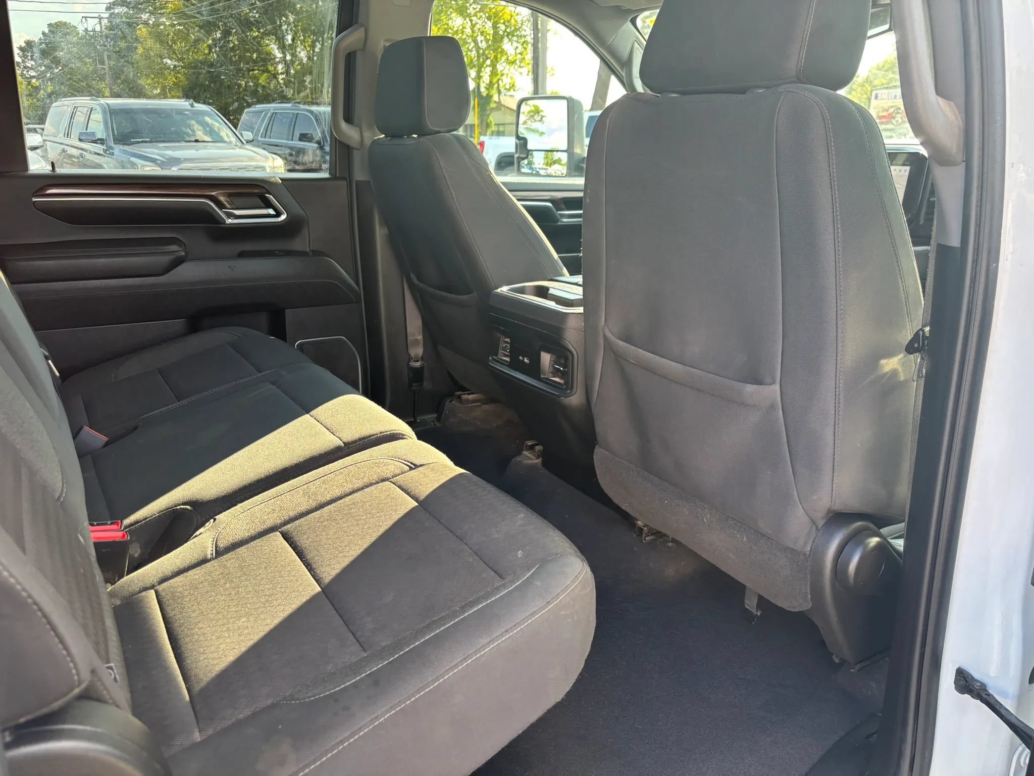 Used 2024 Chevrolet Silverado 3500 LT w/ Convenience Package AWD/4WD image 18