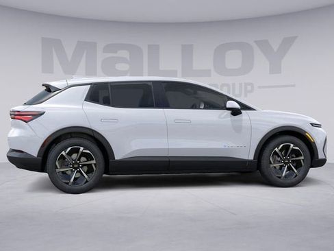 New 2026 Chevrolet Equinox EV LT FWD image 5
