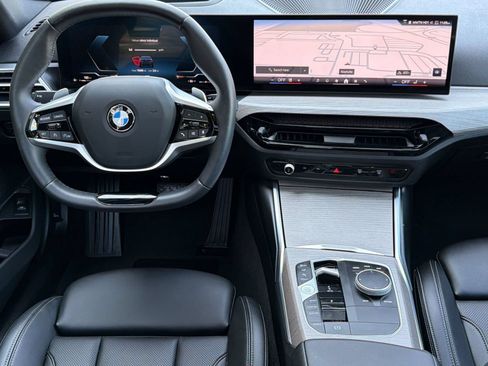 Used 2025 BMW 330i Sedan RWD image 27