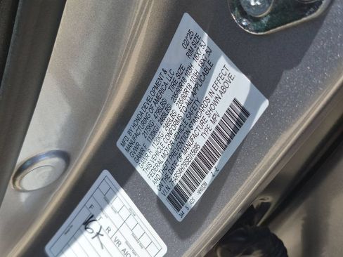 Used 2025 Honda CR-V EX-L image 42
