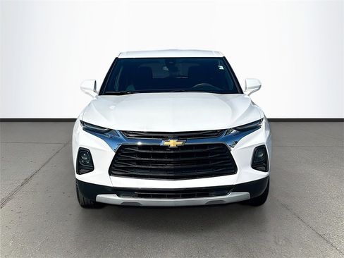 Used 2022 Chevrolet Blazer LT image 2