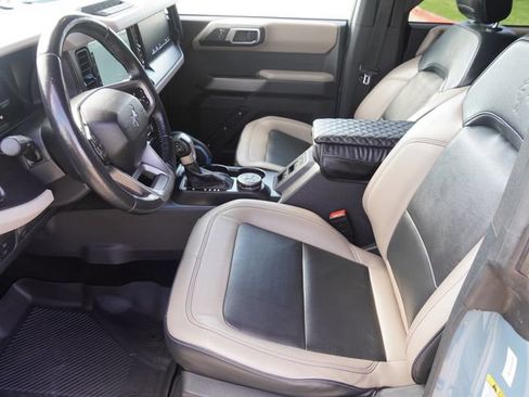 Used 2022 Ford Bronco Wildtrak AWD/4WD image 18