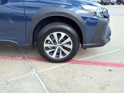 Certified 2025 Subaru Outback Premium w/ Popular Package #1A image 25