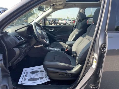 Used 2020 Subaru Forester Premium w/ Popular Package #1 AWD/4WD image 16