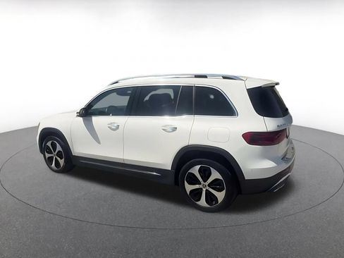 Used 2025 Mercedes-Benz GLB 250 image 10