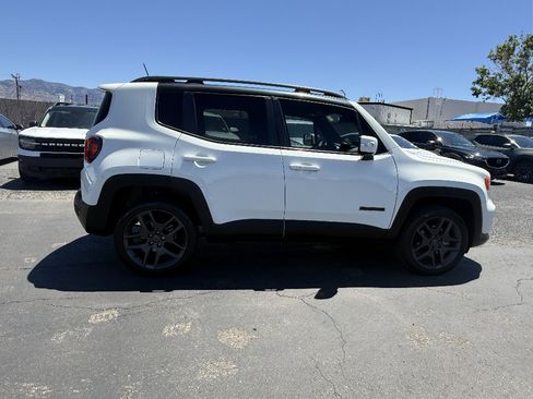Used 2020 Jeep Renegade Altitude AWD/4WD image 4
