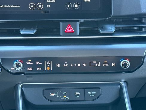 New 2026 Kia Carnival LXS image 24