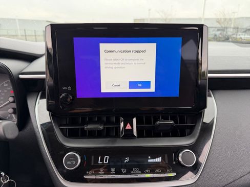 Used 2024 Toyota Corolla LE image 6