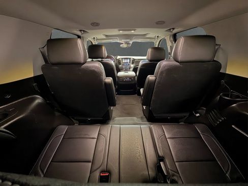Used 2019 Chevrolet Tahoe LT AWD/4WD image 31