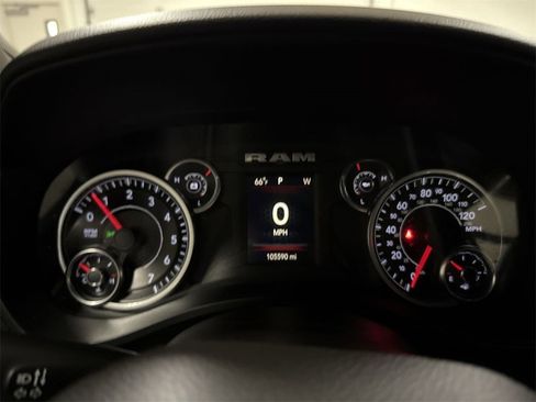 Used 2021 RAM 1500 Big Horn image 11