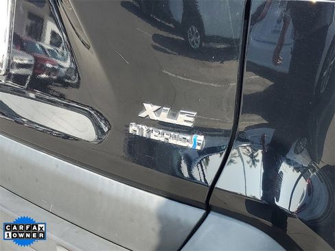 Used 2024 Toyota RAV4 XLE image 7