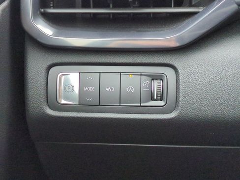 Used 2025 GMC Acadia AT4 w/ Luxury Package AWD/4WD image 41