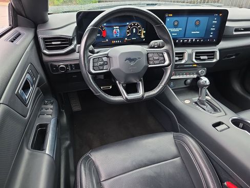 Used 2025 Ford Mustang Premium RWD image 12