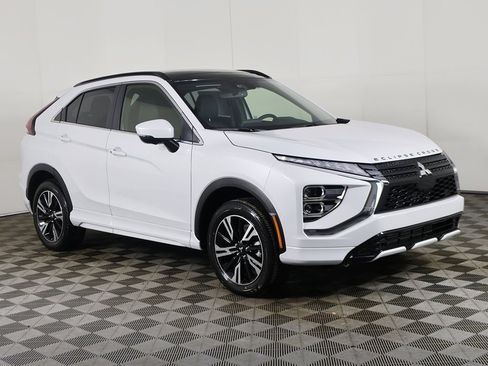 New 2026 Mitsubishi Eclipse Cross SEL image 2