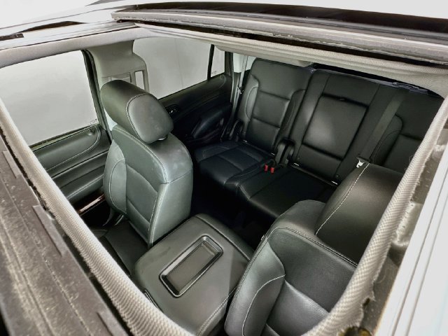Used 2020 GMC Yukon SLT w/ Graphite Performance Edition RWD image 23