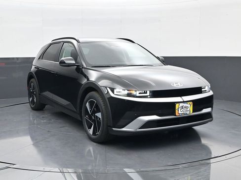 New 2025 Hyundai Ioniq 5 SEL image 3