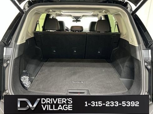 Used 2023 Nissan Rogue SV w/ SV Premium B Package AWD/4WD image 22