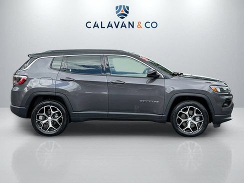 Used 2024 Jeep Compass Limited AWD/4WD image 8